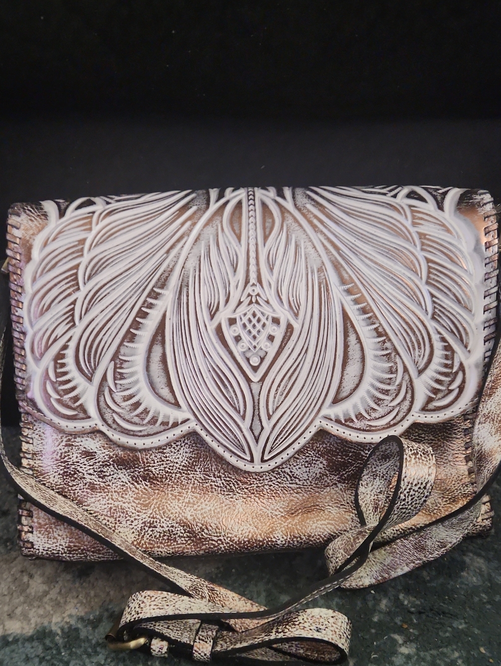 Patricia Nash Floral Leather ShoulderBag in Distressed Gold and White